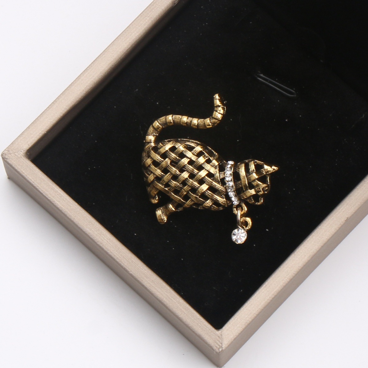 Ornate Woven Cat Brooch Collec - Collectible Vintage Brooches review and price