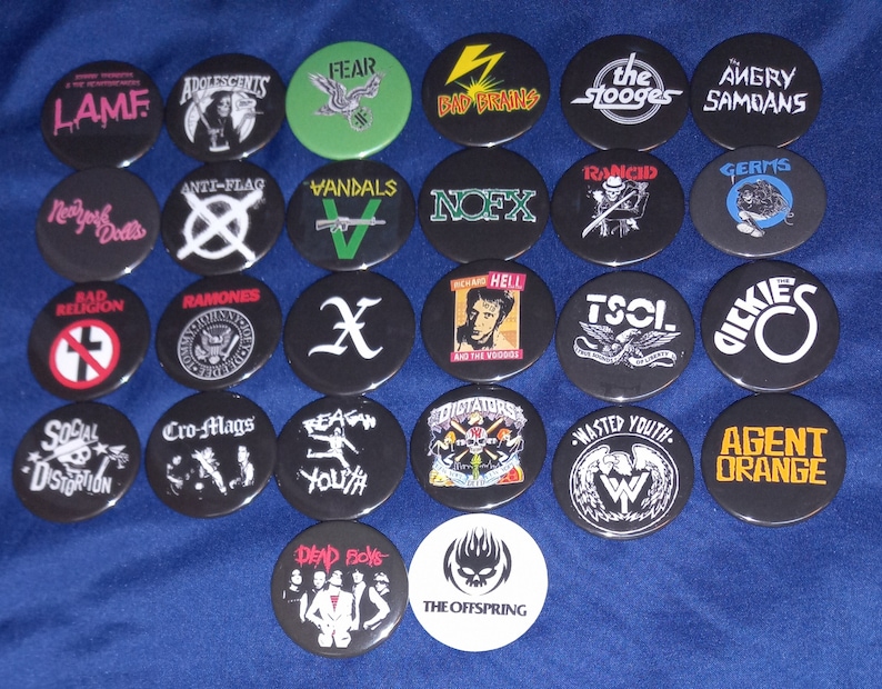 Vintage US Punk Rock Band Pinb - Collectible Vintage Brooches review and price