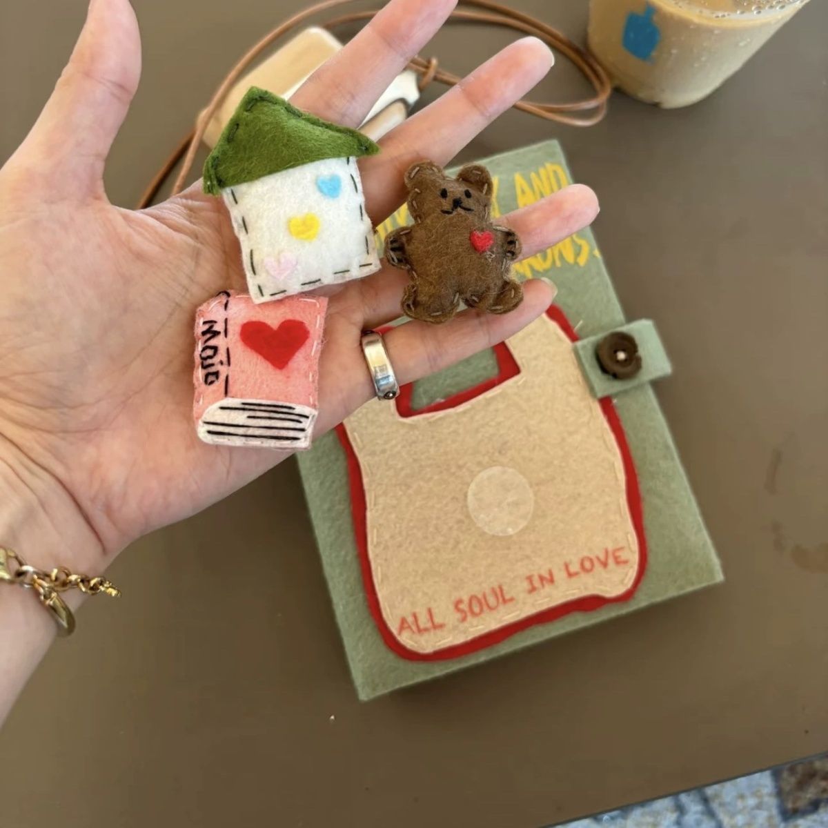 Cute Shopping Bear Non-woven C - Polaroid Photo Album review and price