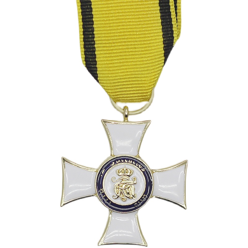 Classic Cross Medal Replica Co - Collectible Vintage Brooches review and price